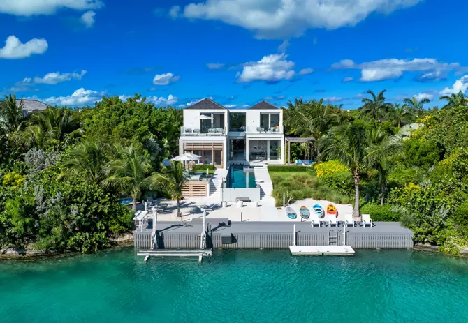 casa azul a beach front property in turks and caicos
