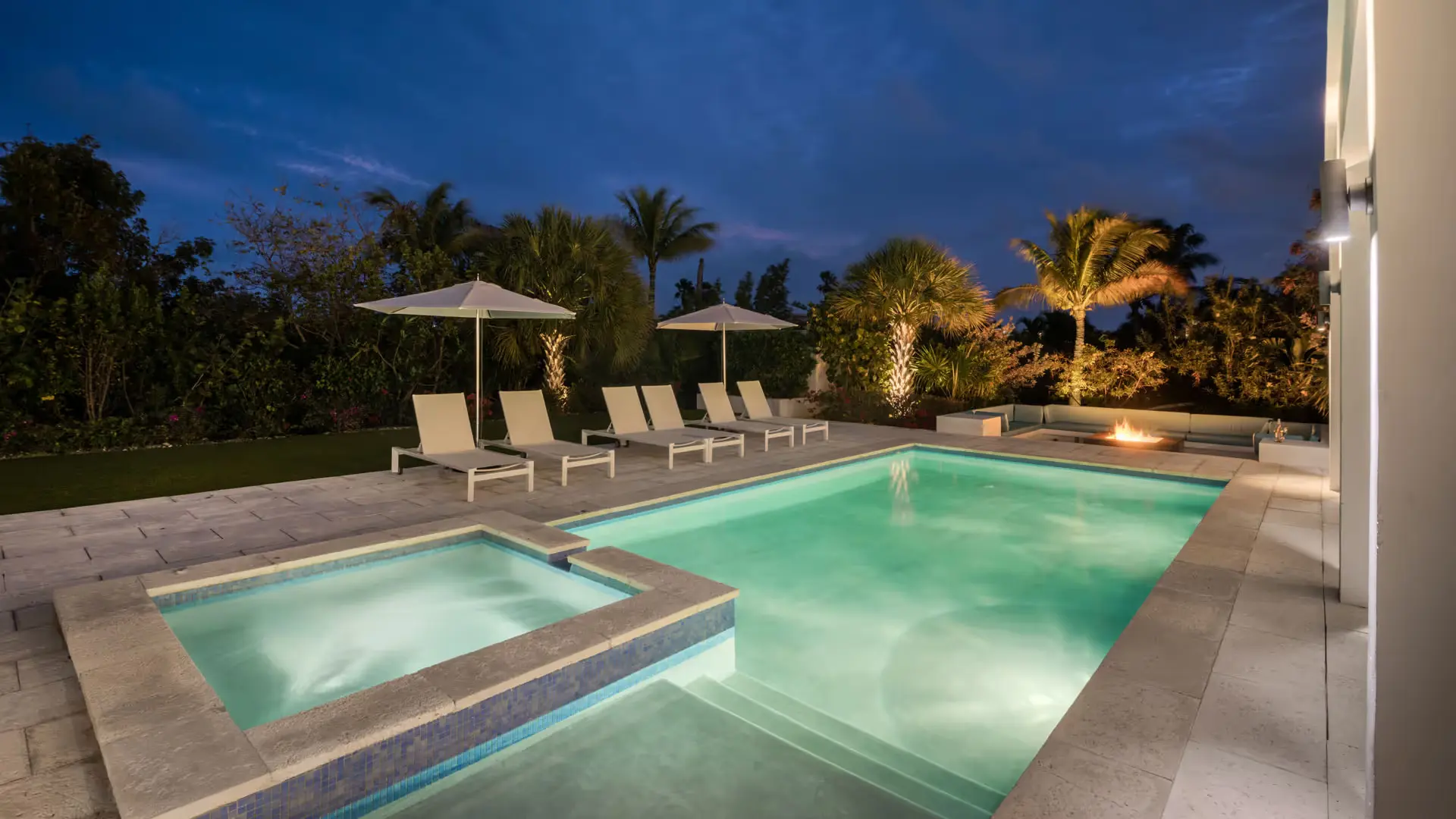 outdoor pool and firepit